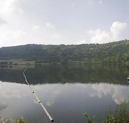 Landhaus Bad Bertrich 招待所 4*